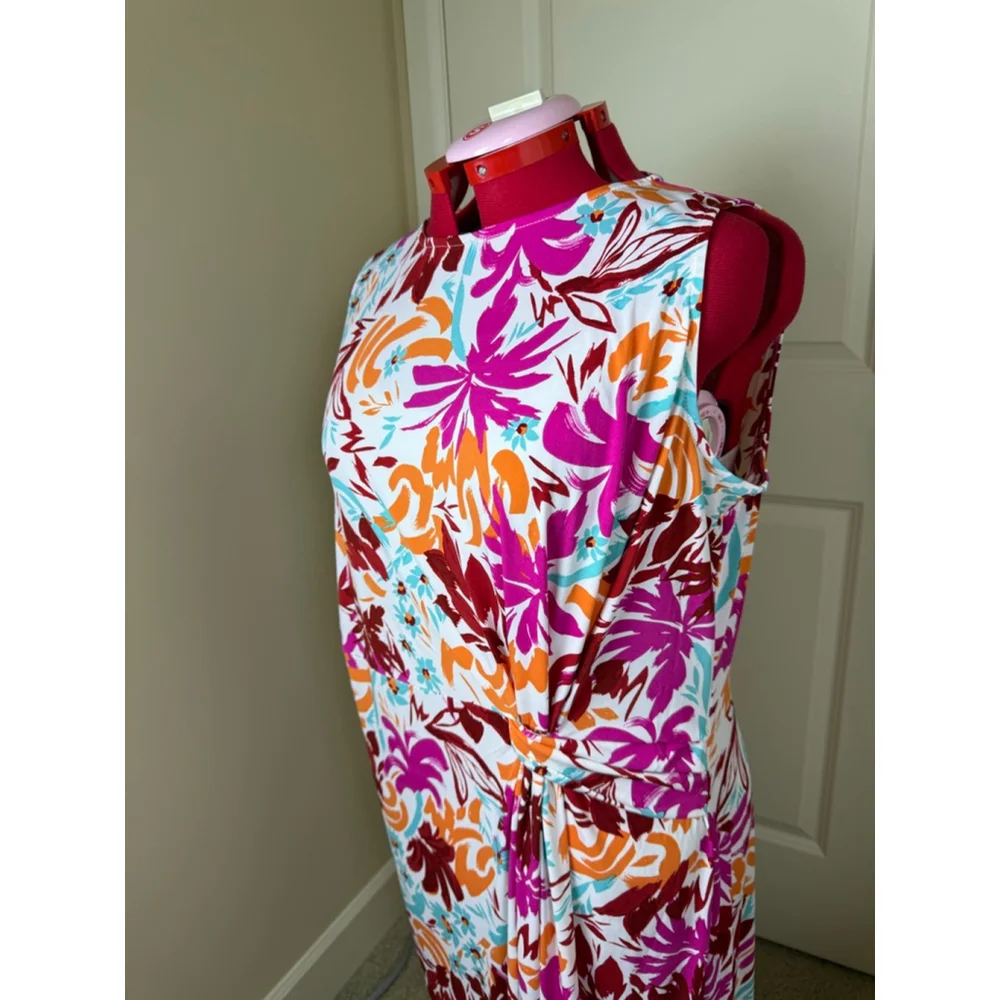 NWOT Women's Maggy London Plus 16W White Floral Fuchsia Sleeveless Midi Dress